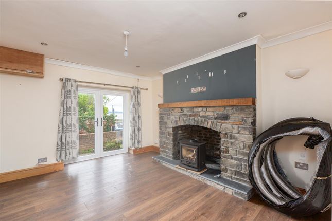6, Myrtle Hill, Llanelli photo 4