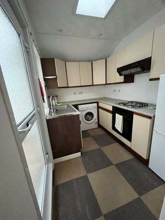 78, Eastbourne Road, St. Austell photo 3