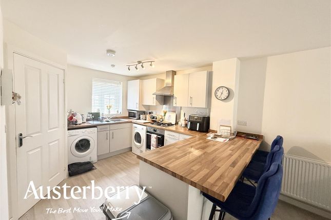 38, Hawarden Way, Stoke-On-Trent photo 2
