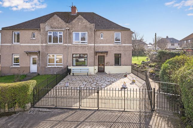 3-bed flat on 36, Hunter Terrace, Loanhead, £195,000