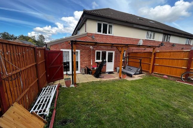 Thumbnail End terrace house to rent in August End, Reading