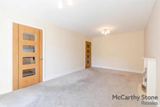 32 Martin Court, St. Catherines Road, Grantham photo 3