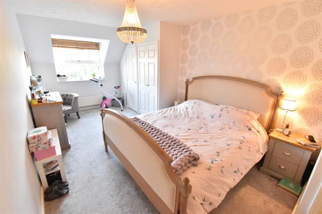 Flat for sale in Fazeley Close, Solihull