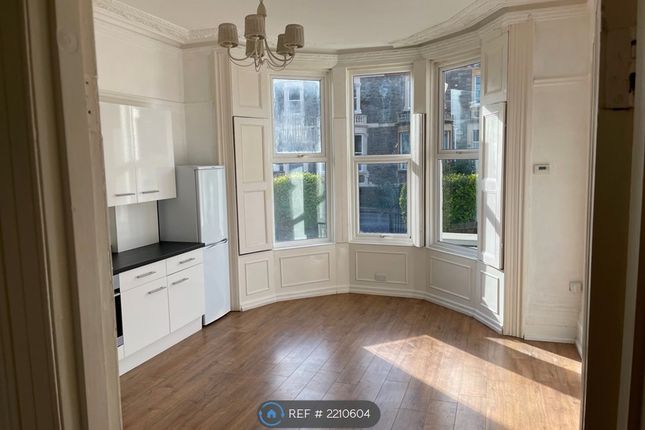 Flat to rent in Belvoir Road, Bristol