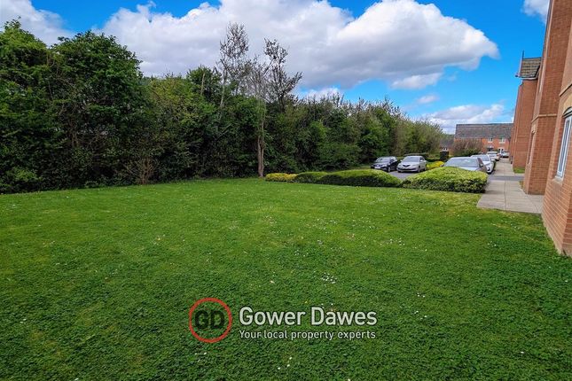 71, Hill House Drive, Chadwell St.Mary photo 2