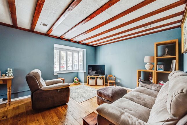 39, Calais Dene, Bampton photo 4