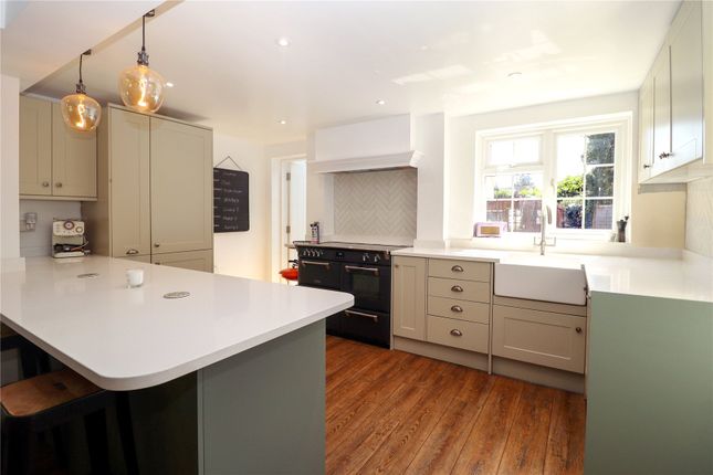 20, Stockers Lane, Woking photo 4