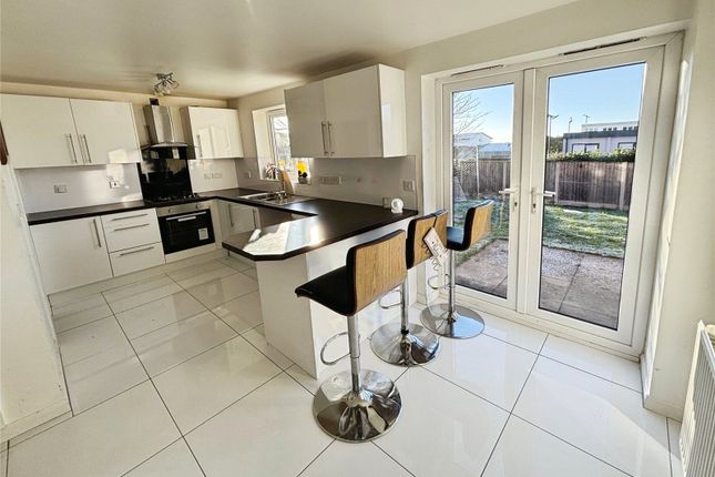 36, Queen Victoria Drive, Derbyshire photo 2