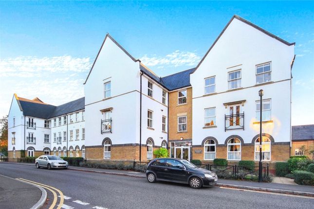 Flat for sale in Boundary Point, Coldstream Road, Caterham