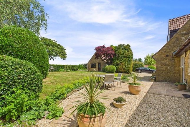 Hillcove, Hawthorn Hill, East Lambrook photo 2