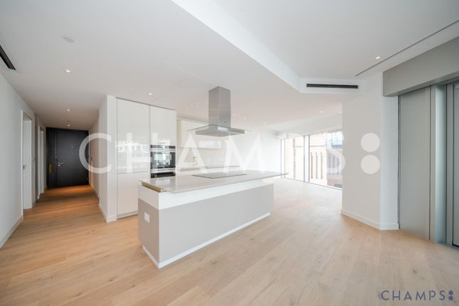 Flat to rent in Alder House, Electric Boulevard SW11