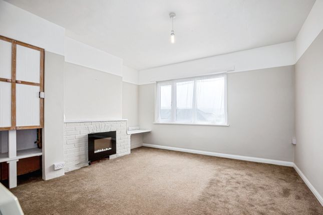 23, Anwylfan, Cardigan photo 2