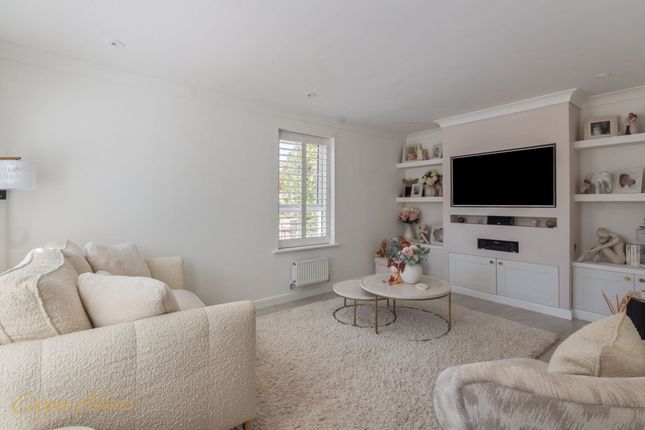 Benjamin Gray Drive, Littlehampton photo 4