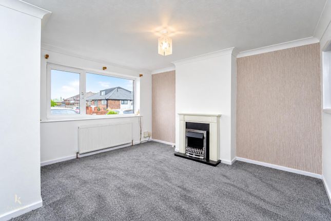 22, Hardman Close, Blackburn photo 3