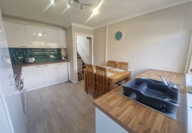 21, Buckley Road Llwynypia, Trealaw photo 3
