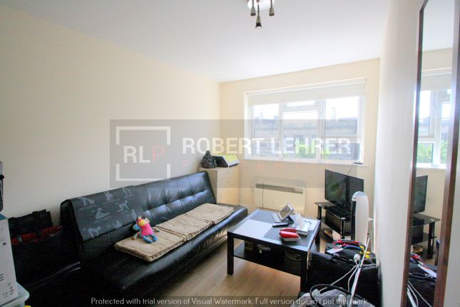 Thumbnail Flat to rent in Romford Road, Forest Gate