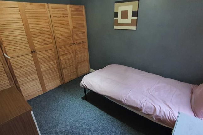 Shared accommodation to rent in Bach Mill Drive, Birmingham