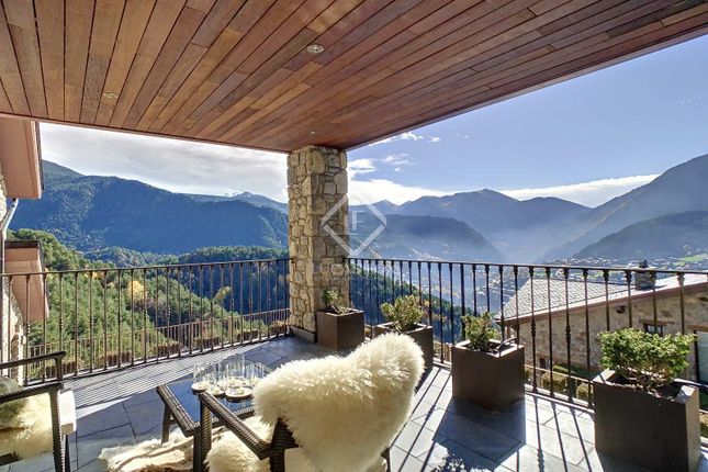 Detached house for sale in Ad400 La Massana, Andorra