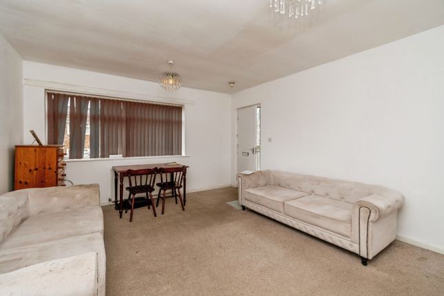 27, Gail Park, Wolverhampton photo 4