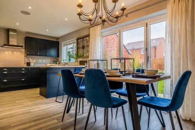 Plot 43 - The Leamington, Lindley Walk photo 3