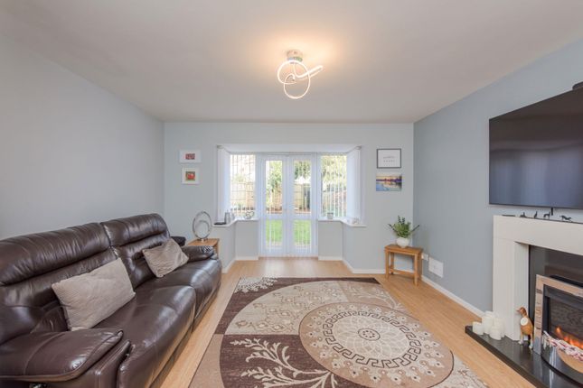 6, Priam Grove, Walsall photo 2