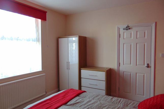 124, St Johns Street, Bridgwater photo 4