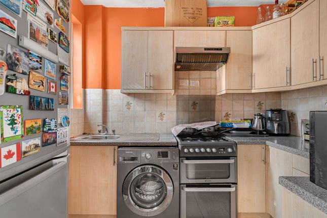 74, Fieldend Road, London photo 4