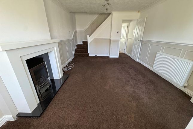 42, Hazelcroft, Bradford photo 5