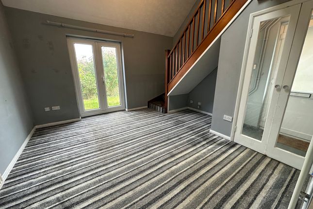 38 Flatford Close, Stowmarket photo 4