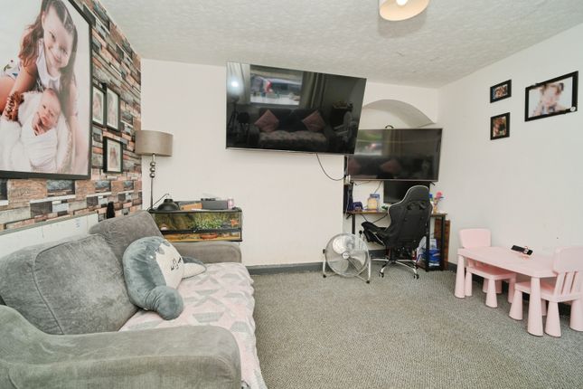 Photo #1