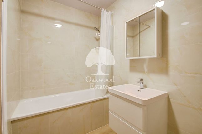 Unit 1, 141, Parlaunt Road, Langley photo 4