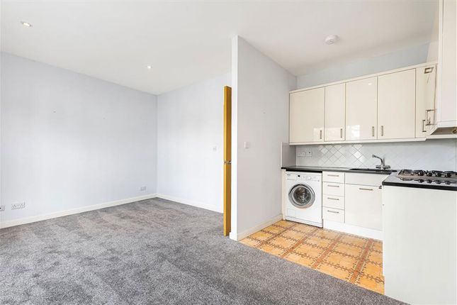 198a, Castelnau, London photo 2
