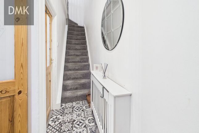 5 Brytwn Road, Port Talbot photo 2