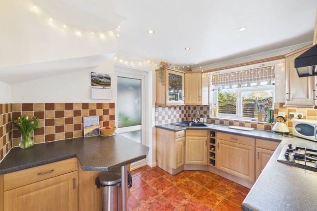 23, Crown Meadow, Worcester photo 4