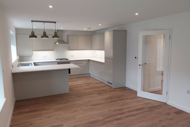 Tyche, 1B Ash Close, Edenbridge photo 2
