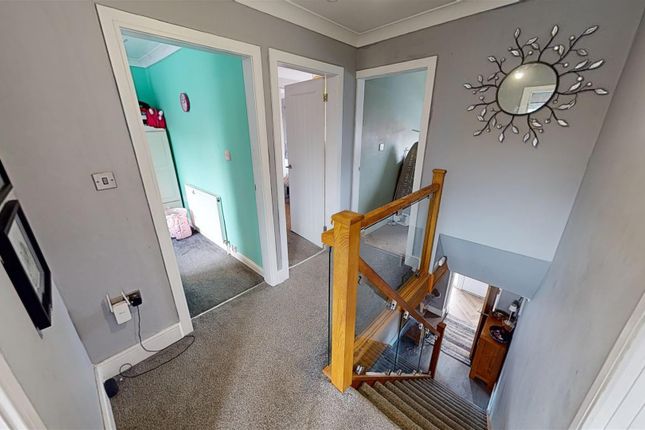 Clipsley Crescent Landing