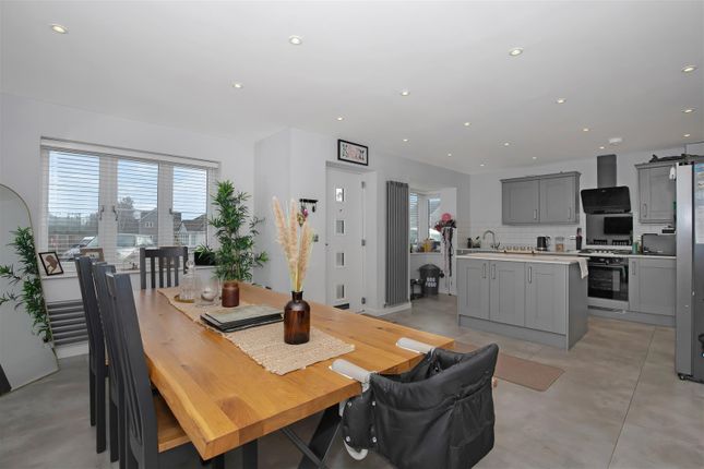 6, Aldens Close, Bristol photo 4