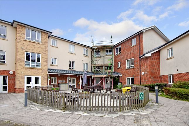 Flat for sale in Meadow Court, Pewsey, Wiltshire
