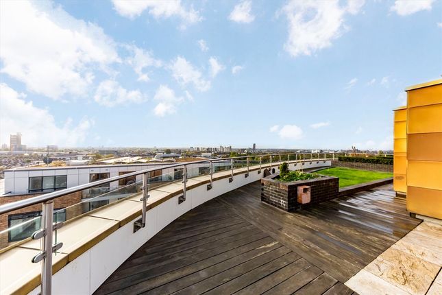 Flat 13, 33, Chamberlayne Road, London photo 4