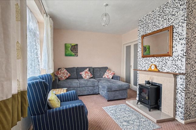 13, Park Rise, Bicester photo 2