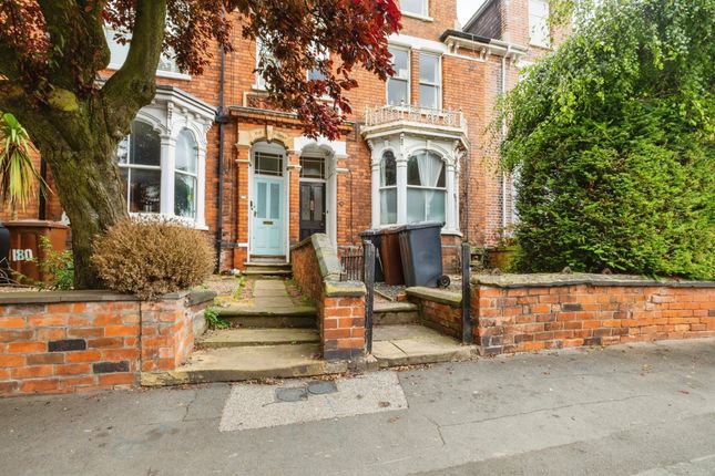 Thumbnail Terraced house for sale in West Parade, Lincoln