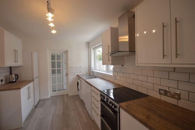 46, Grange Road, Sale photo 4