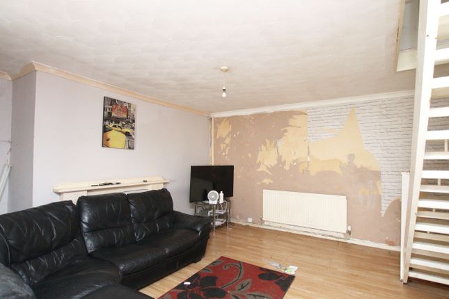 2, Erw Hir, Llantrisant photo 2