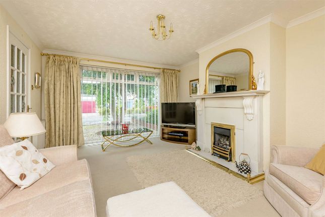 18 Newbattle Abbey Crescent, Eskbank photo 4