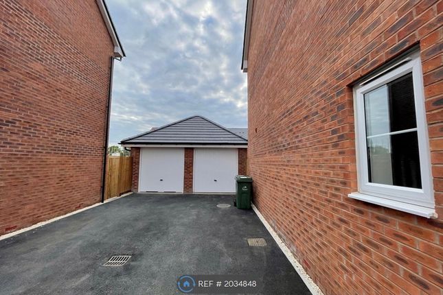 Detached house to rent in Fieldfare Way, Coventry