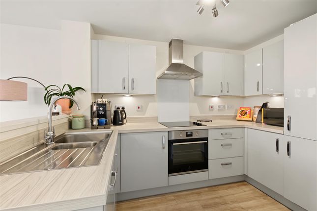 9, Plessey Road, Nottingham photo 4