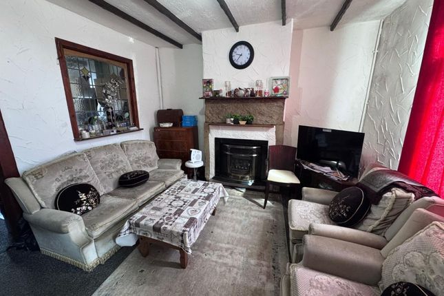 15 Limbrick, Blackburn photo 2