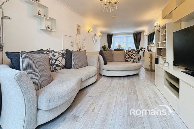 19, Hatherwood, Hampshire photo 2