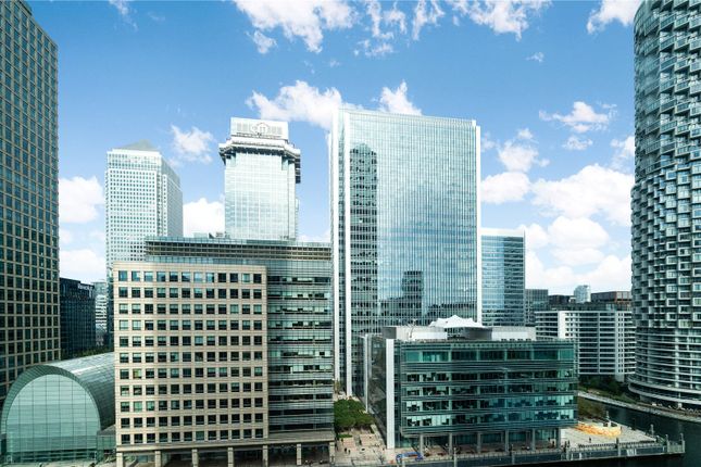 South Quay Square, Canary Wharf photo 5