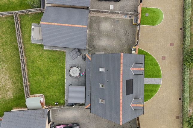138, Elizabeth Gardens, Rochford photo 4